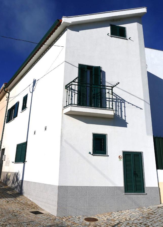 فيلا Casa E Piscina Privada فوندَوْ المظهر الخارجي الصورة